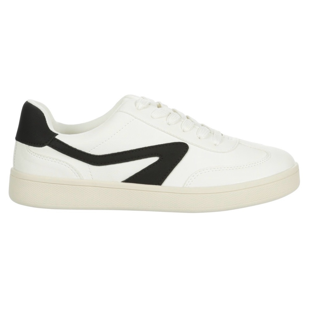 Size 9.5 DV by Dolce Vita Voyage Slip-On Women's Sneaker